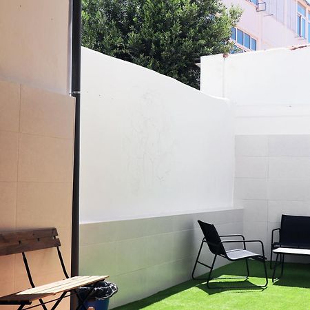 Jjs Yard 2 Hostel Lagos Ngoại thất bức ảnh