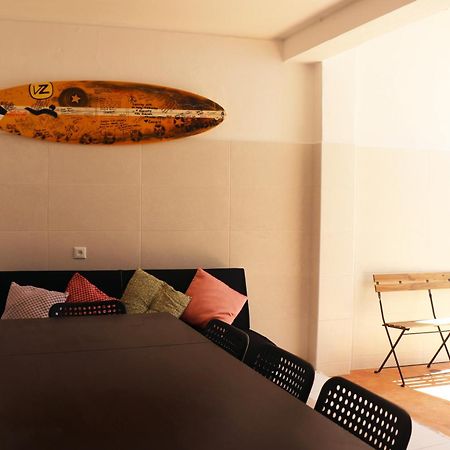 Jjs Yard 2 Hostel Lagos Ngoại thất bức ảnh