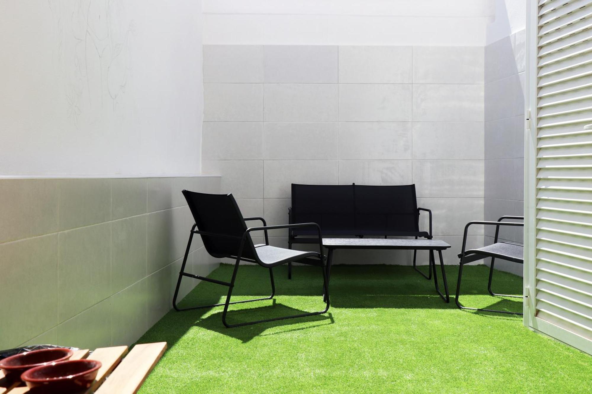Jjs Yard 2 Hostel Lagos Ngoại thất bức ảnh